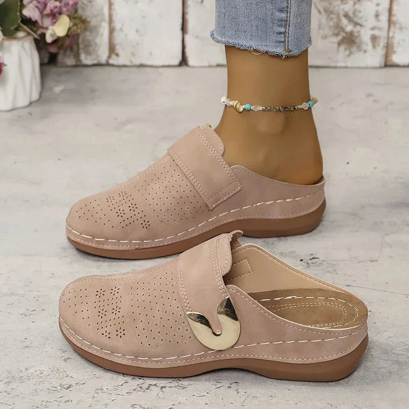 Lion | Orthopedic clogs with elegant and comfortable heel