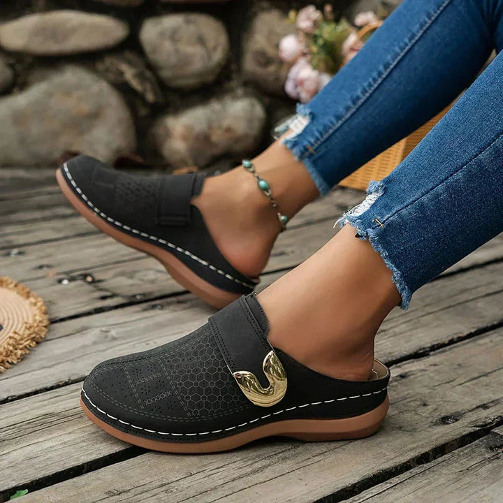 Lion | Orthopedic clogs with elegant and comfortable heel