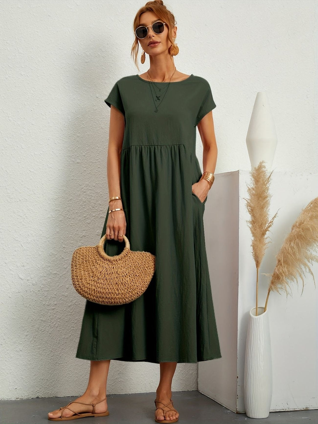 Kimber - Elegancka dziewczęca sukienka midi z okrągłym dekoltem dla modnych kobiet