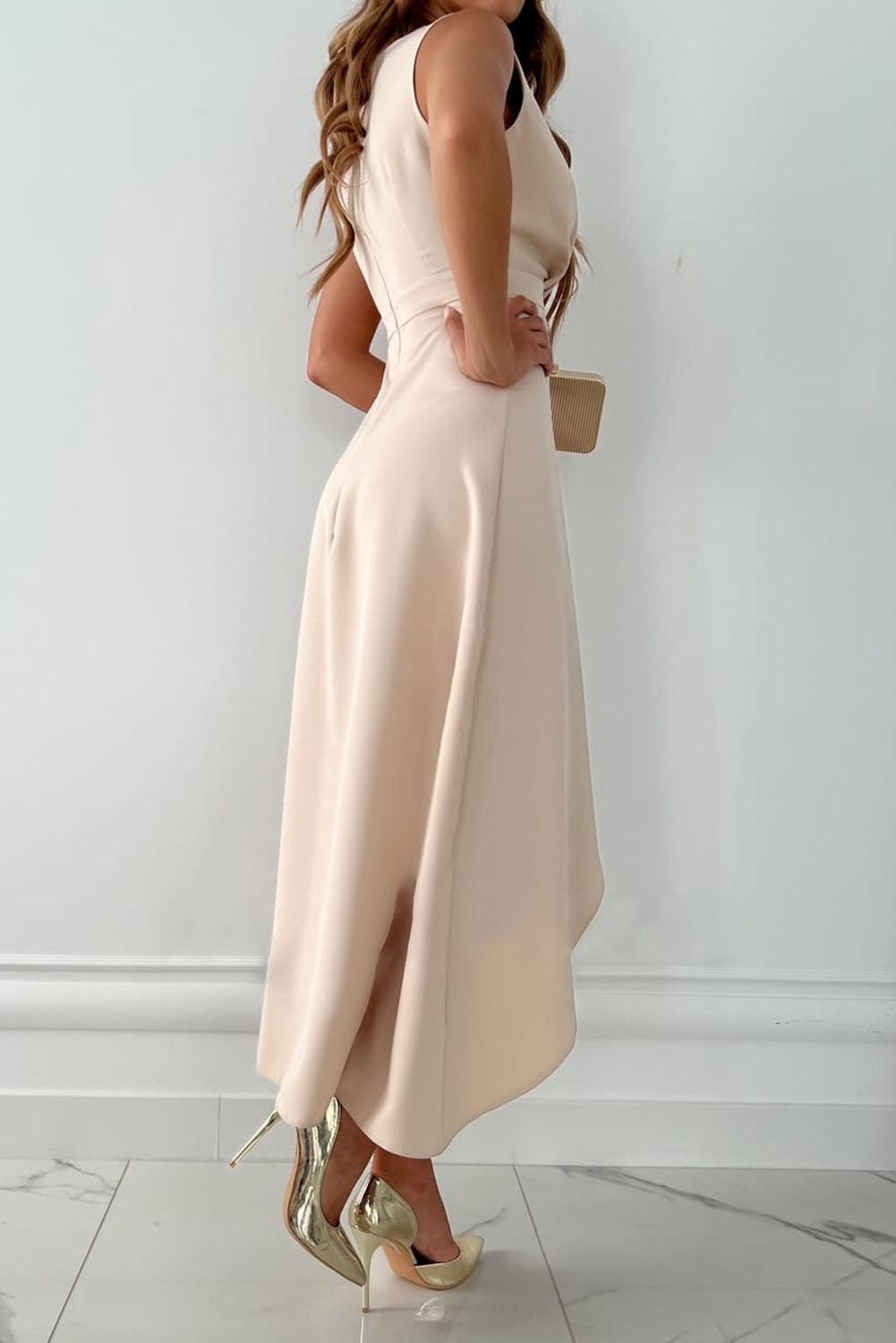 Mandy | V-Neck Midi Dress 